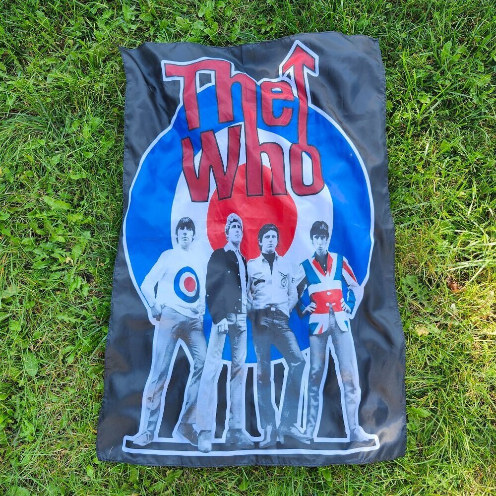 FUN THE WHO Large Wall Tapestry Flag Scarf Rock Band 32.5" x 48"